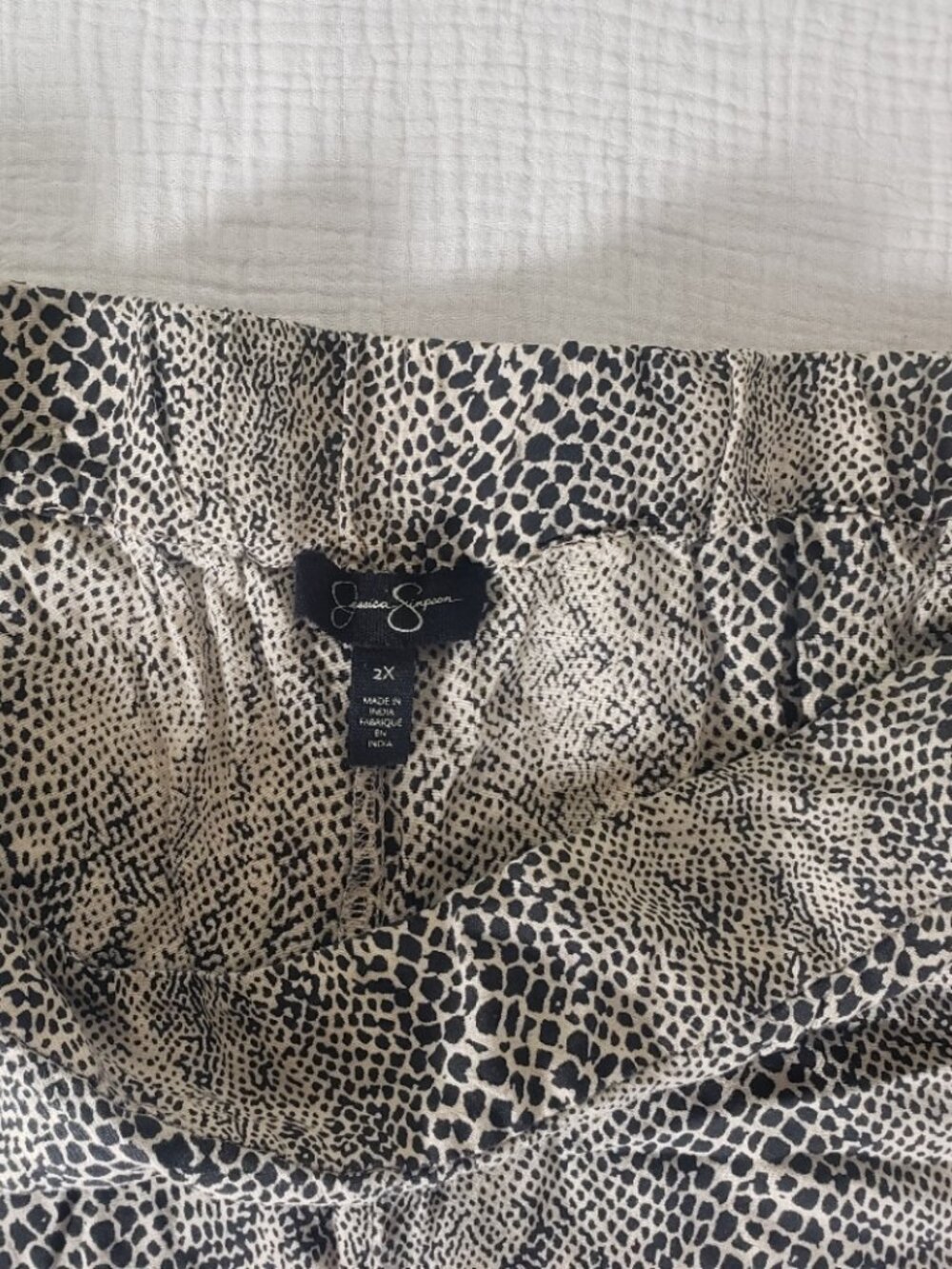 Jessica Simpson 2X Wide Leg Pants Animal Print Pull On Flowy - Picture 2 of 7